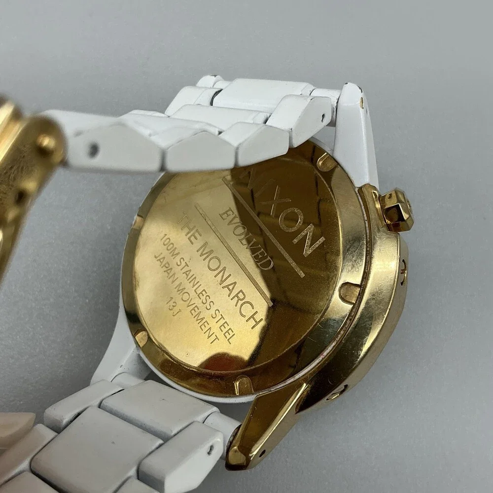 Nixon The Monarch Mens Watch 42mm White Dial Gold Tone Date Quartz Bracelet 7